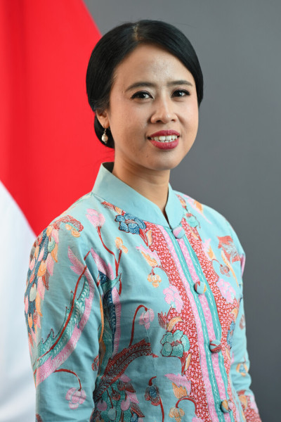 Inspektur Wilayah II R.R. Dewi Avilia