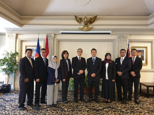 Pelaksanaan Audit Kinerja dan Tindak Lanjut Temuan Hasil Pemeriksaan pada KJRI Sydney dan KJRI Noumea